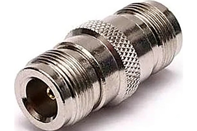 GSM N-f/N-f spojka kabelová