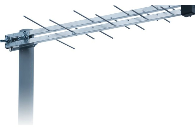ISKRA P-18 FZ H/V - DVB-T/T2 anténa s F konektorem, 8 dB